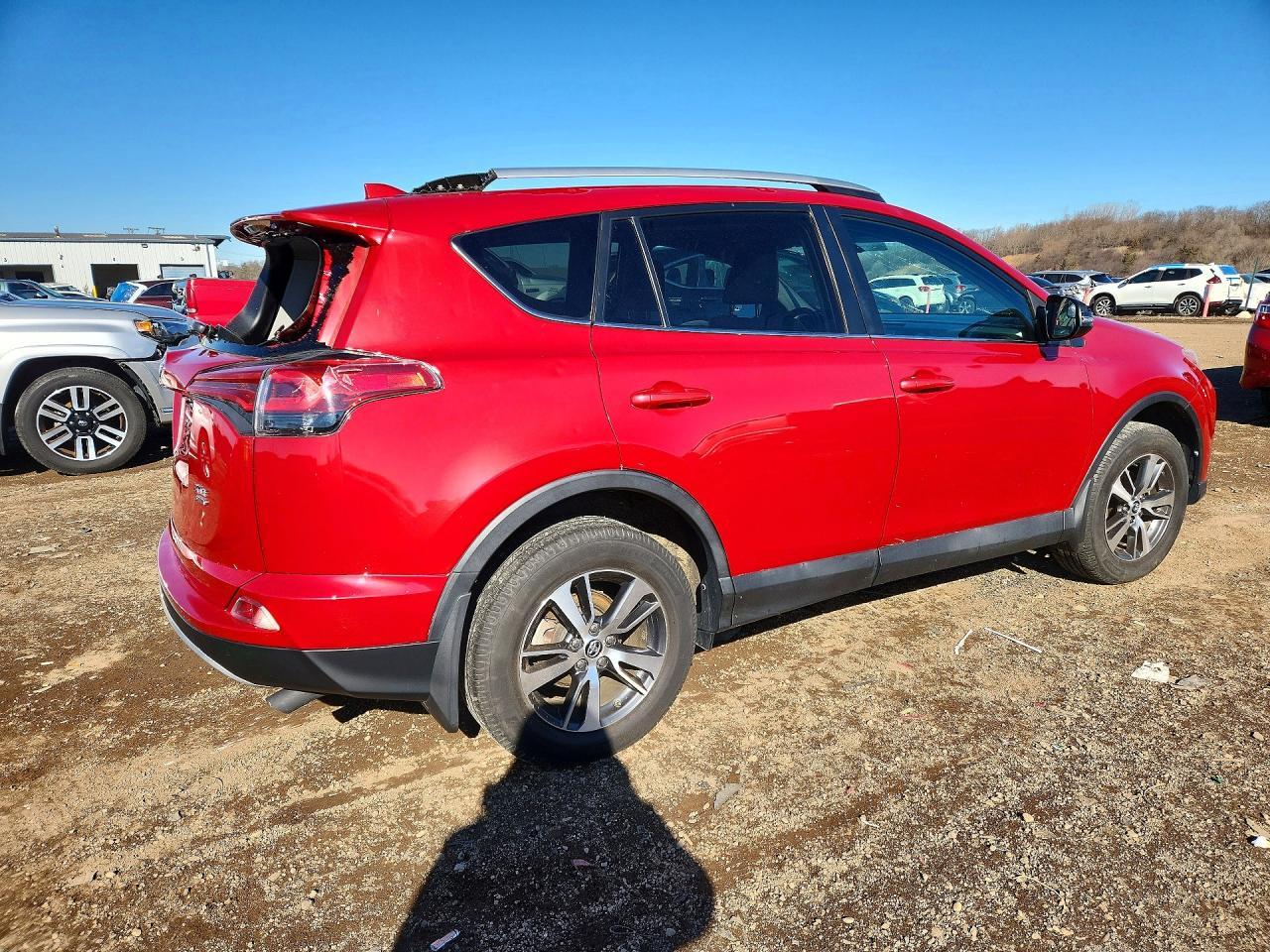2016 Toyota Rav4 Xle - zdjęcie 3