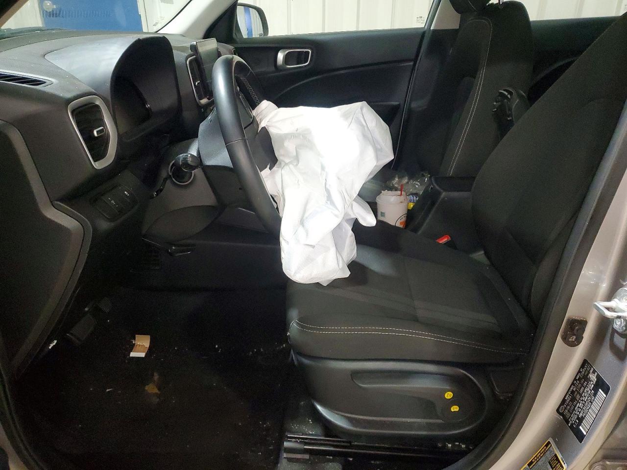 2023 Hyundai Venue Sel - zdjęcie 7