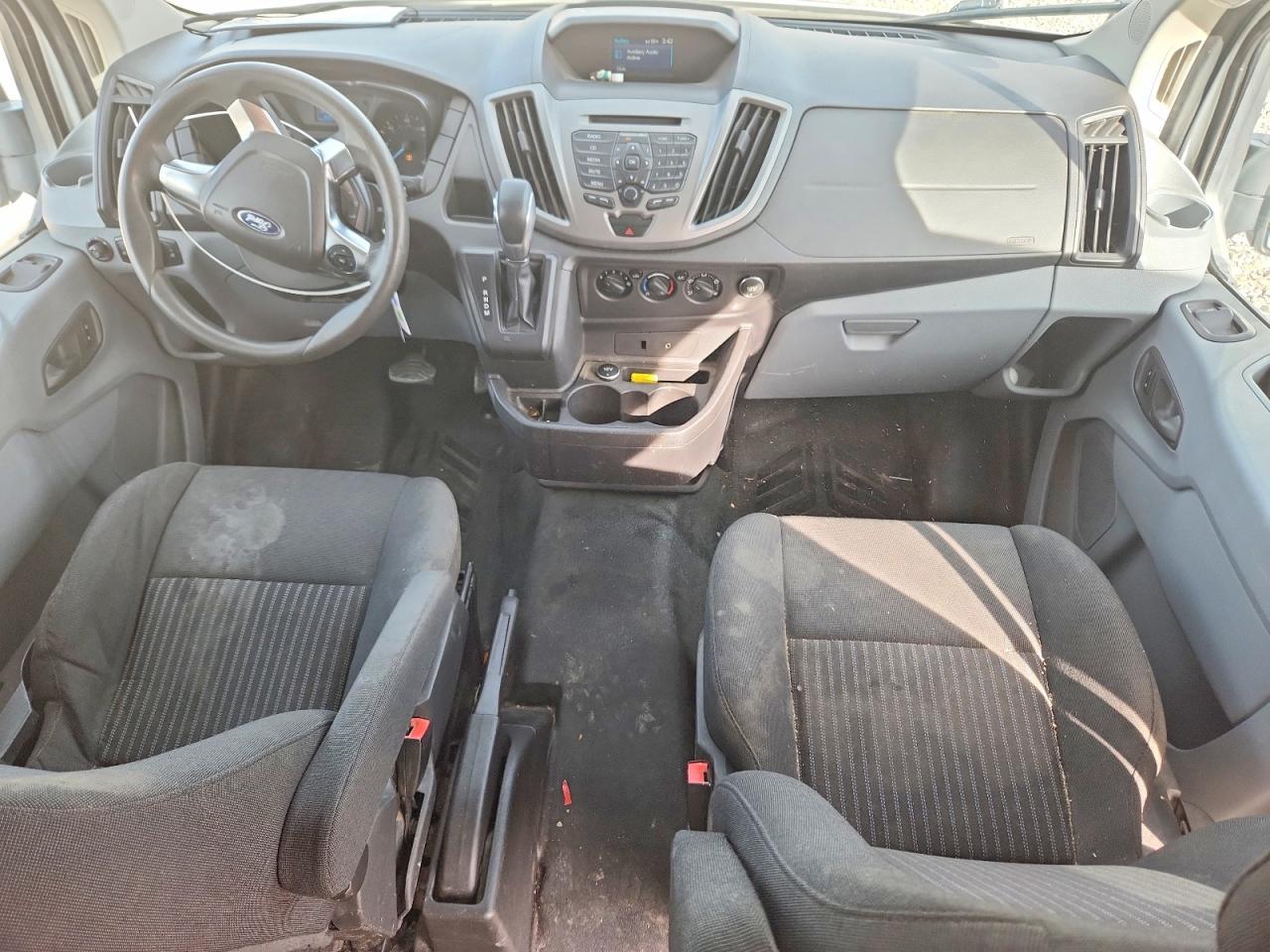 2015 Ford Transit T-150 - zdjęcie 8