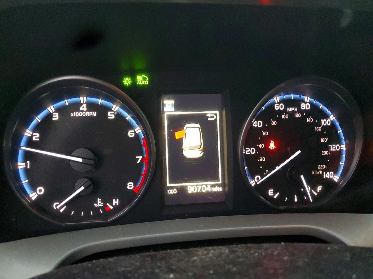2018 Toyota Rav4 Le - zdjęcie 9