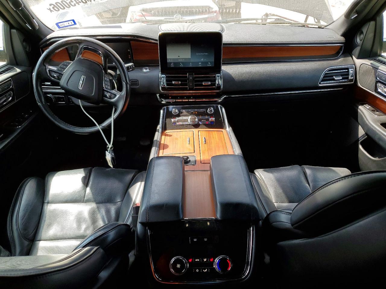 2019 Lincoln Navigator L Reserve - zdjęcie 8