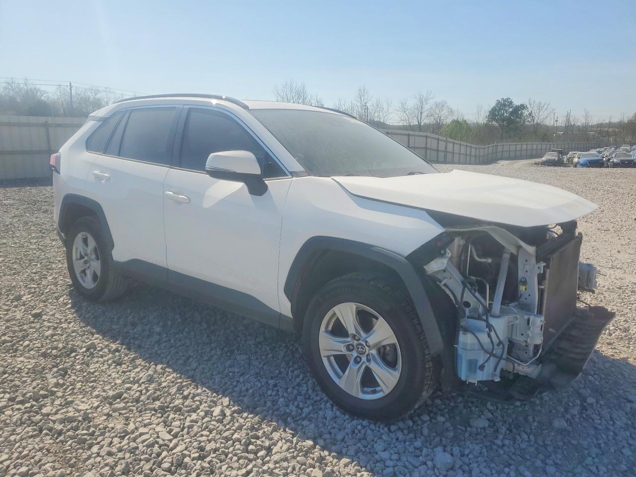 2019 Toyota Rav4 Xle - zdjęcie 4