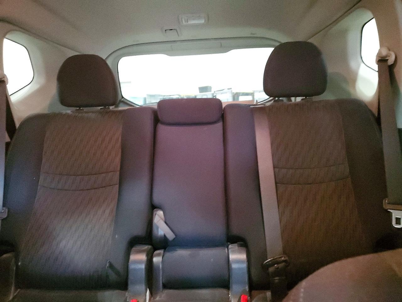 2018 Nissan Rogue S - zdjęcie 10