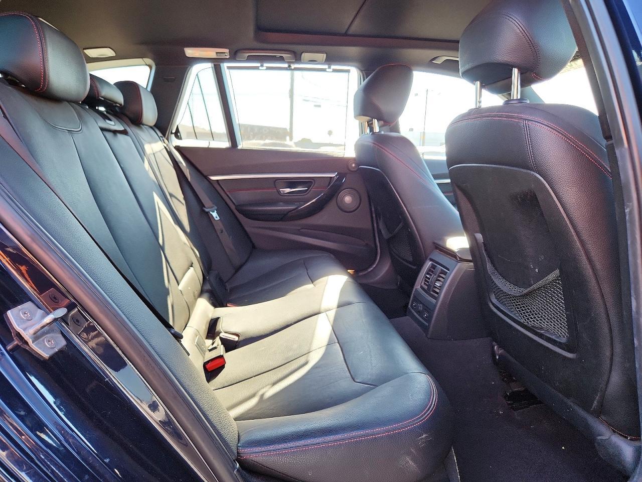 2017 BMW 330 Xi - zdjęcie 10