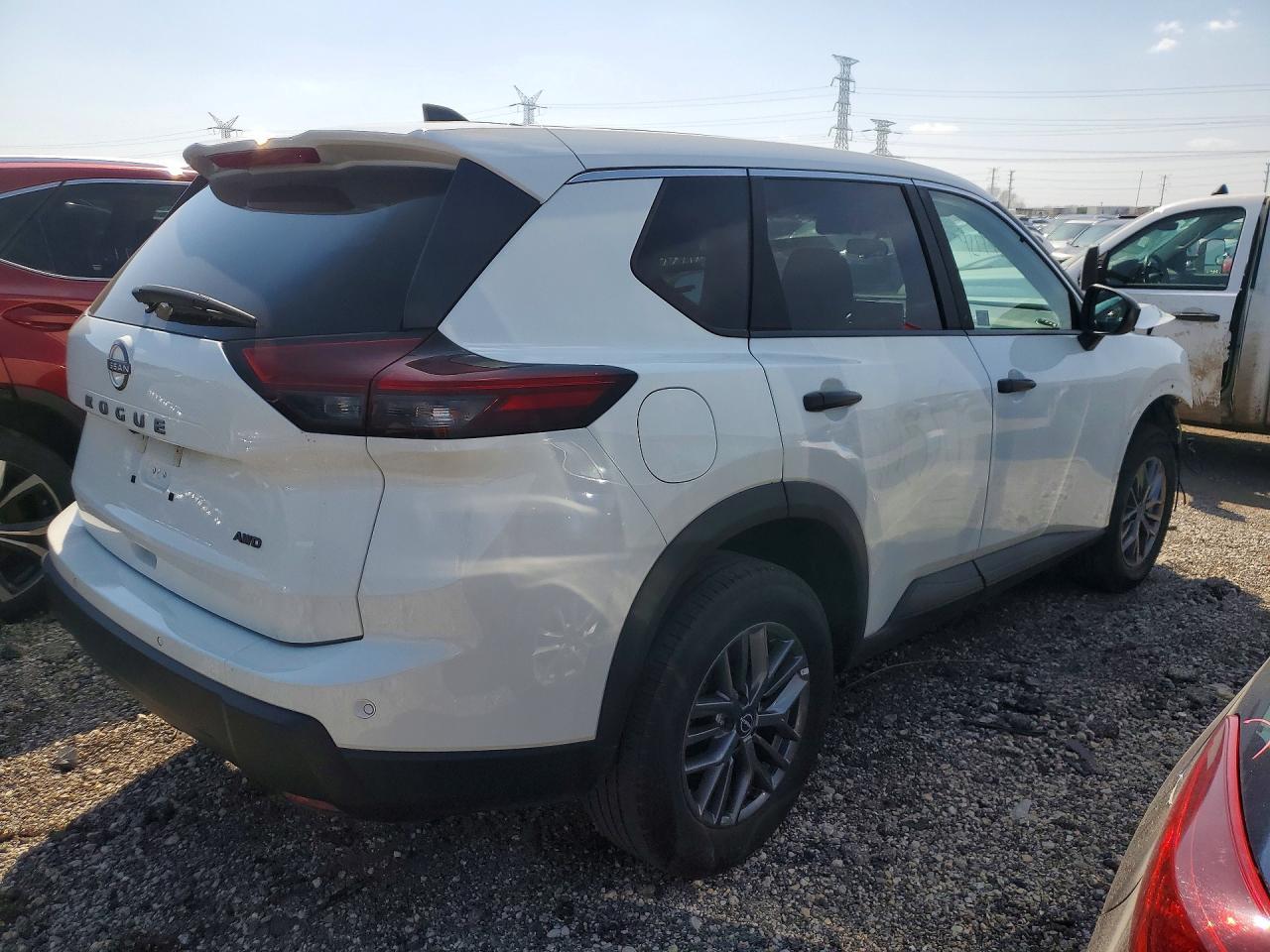 2024 Nissan Rogue S - zdjęcie 3