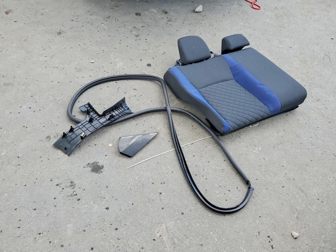 2020 Toyota C-Hr Xle - zdjęcie 12