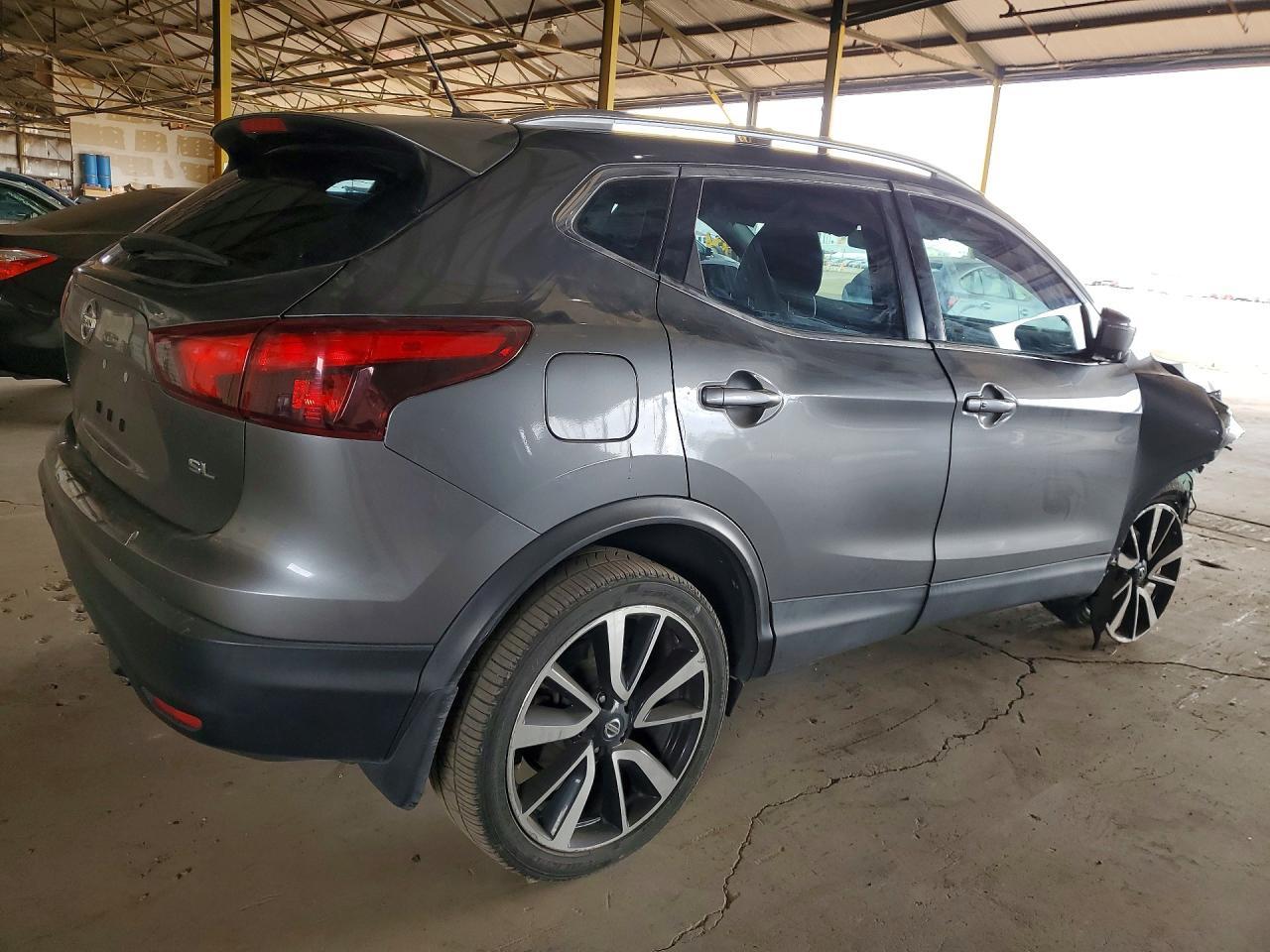 2018 Nissan Rogue Sport Sl - zdjęcie 3