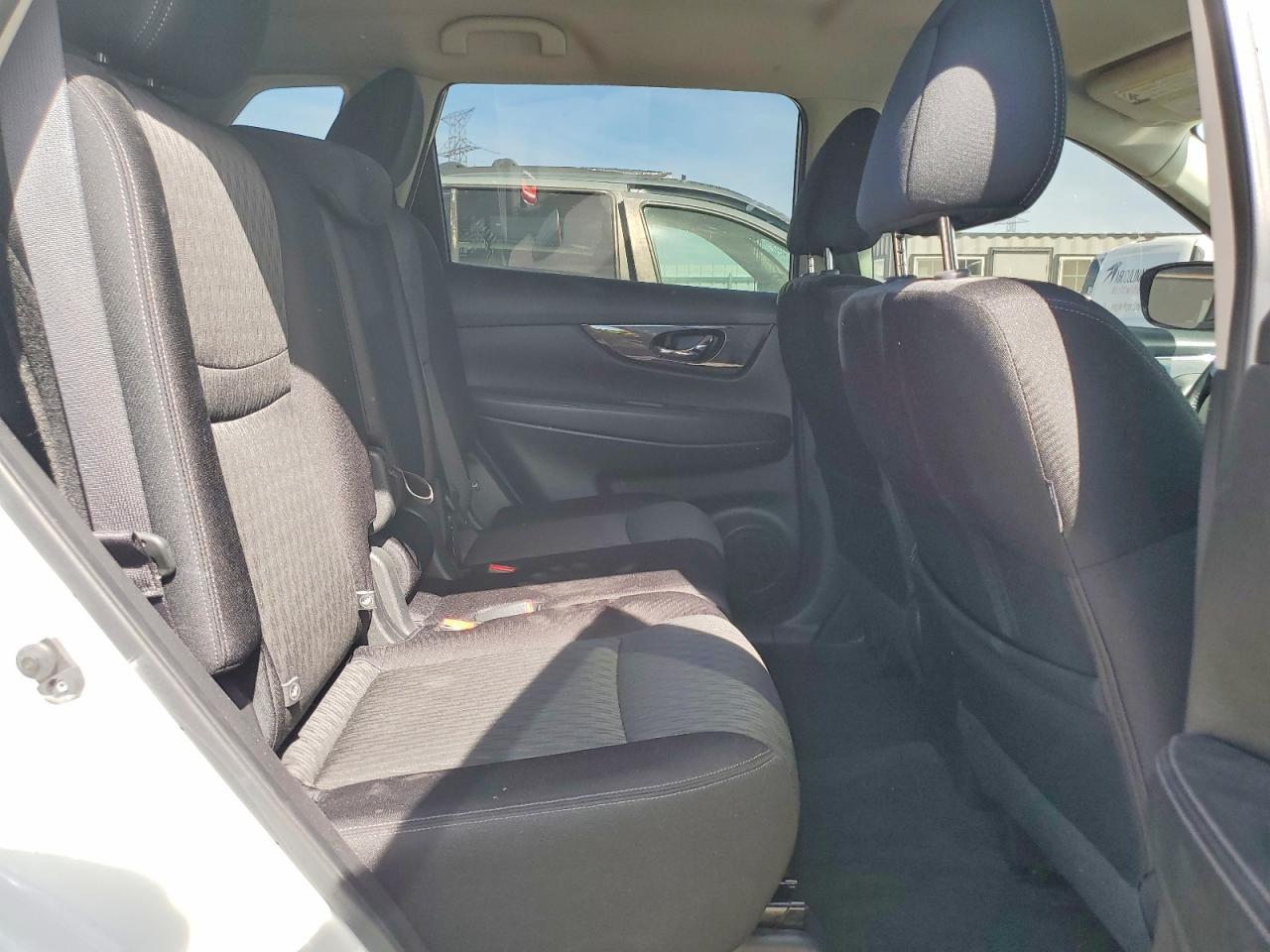 2019 Nissan Rogue Sv - zdjęcie 11