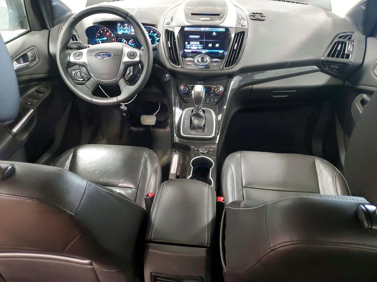2014 Ford Escape Titanium - zdjęcie 8