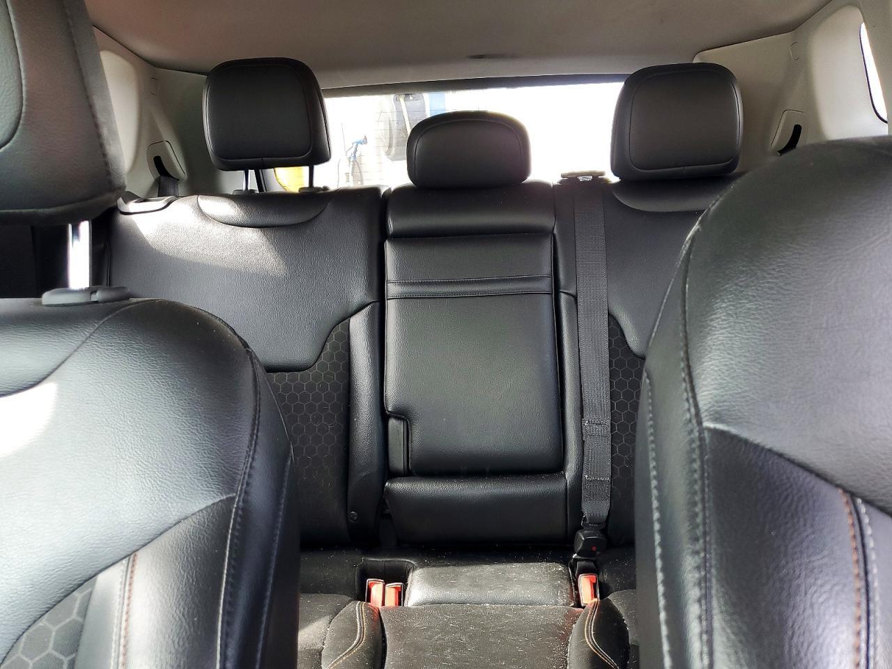 2018 Jeep Compass Latitude - zdjęcie 10