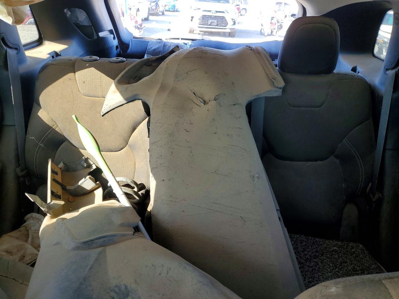 2015 Jeep Cherokee Latitude - zdjęcie 10