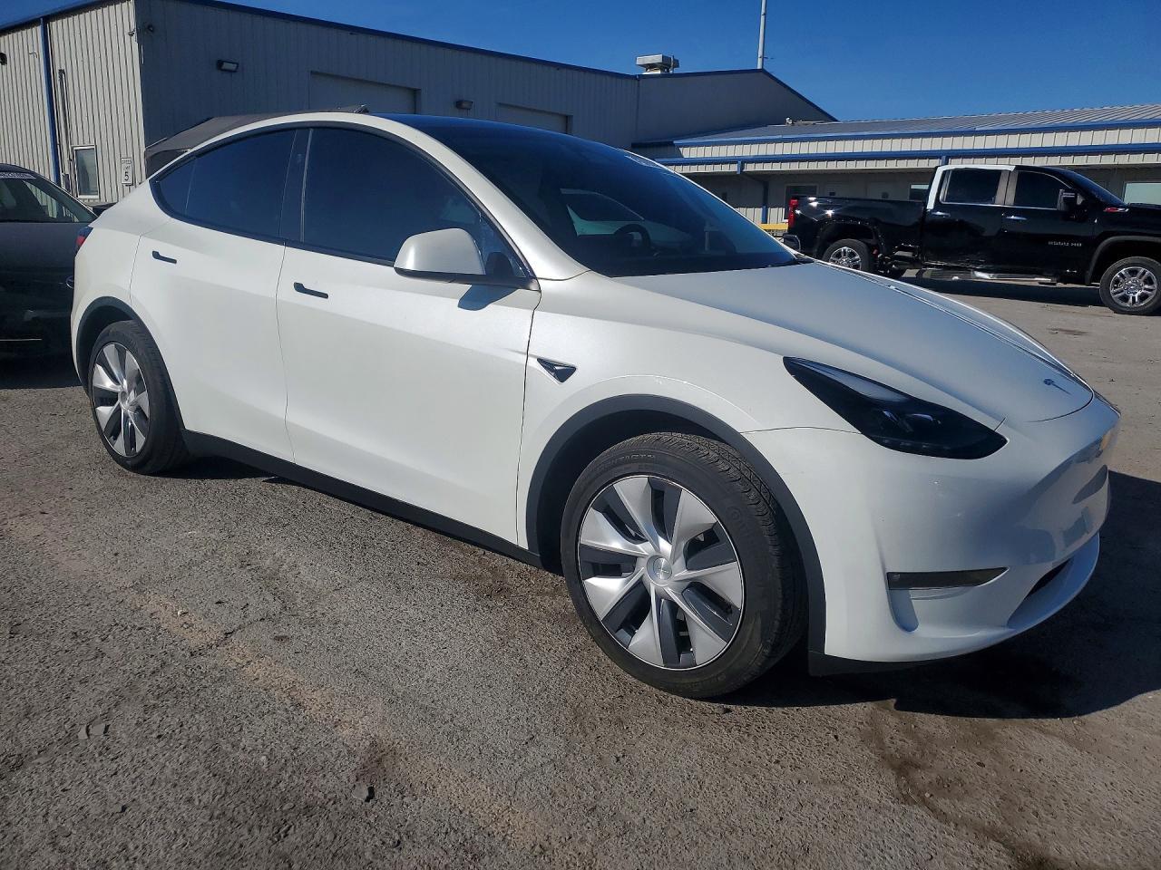 2023 Tesla Model Y - zdjęcie 4