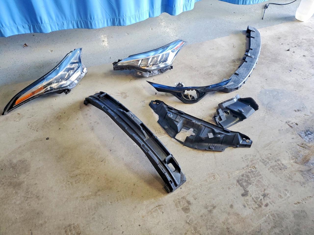 2021 Toyota C-Hr Xle - zdjęcie 13