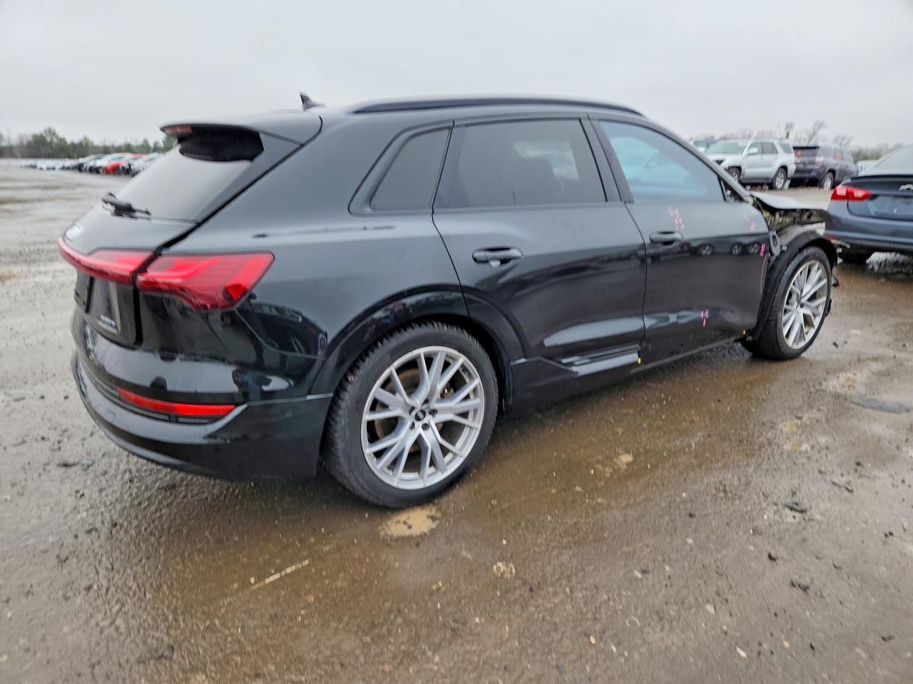 2021 Audi E-Tron Prestige - zdjęcie 3