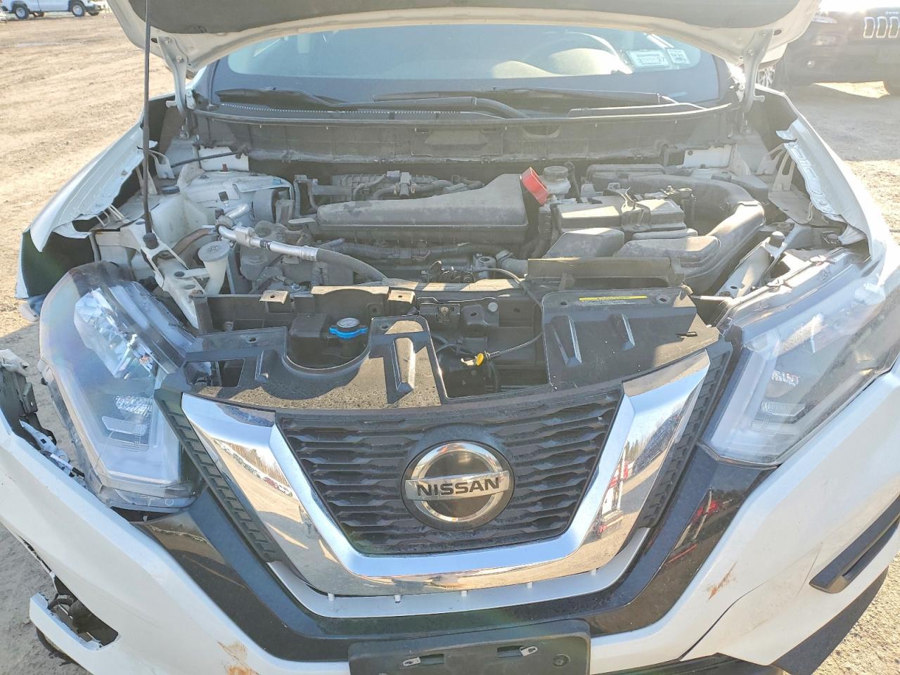 2020 Nissan Rogue S - zdjęcie 12