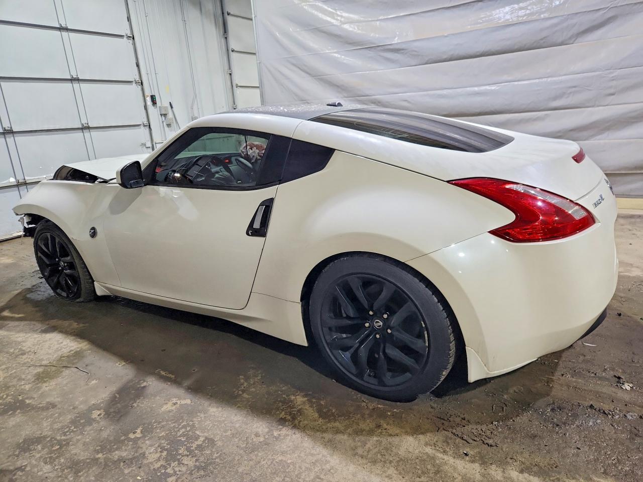 2013 Nissan 370Z Base - zdjęcie 2
