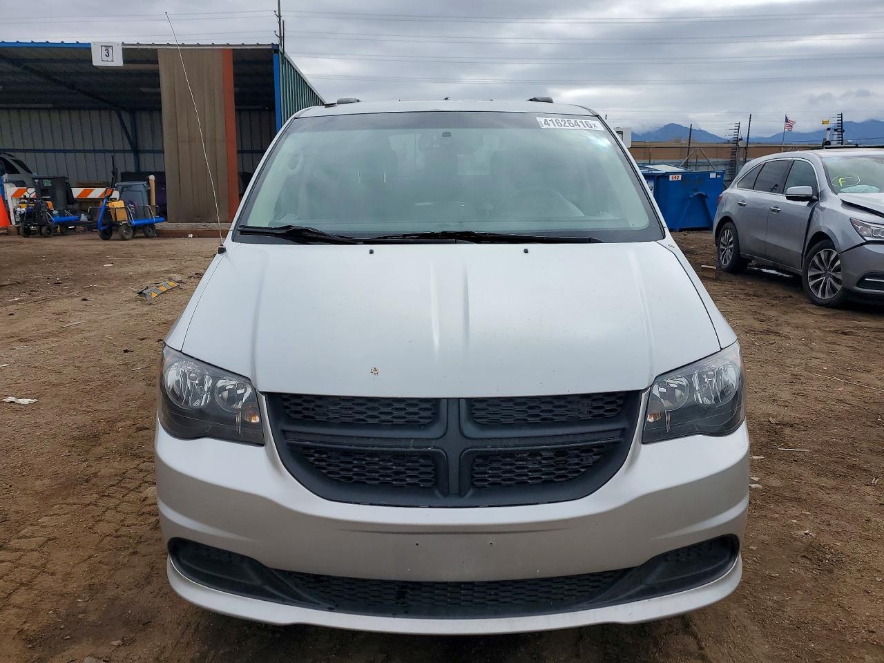 2014 Dodge Grand Caravan Sxt - zdjęcie 5