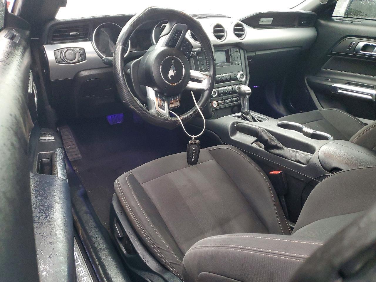 2023 Ford Mustang Gt - zdjęcie 8