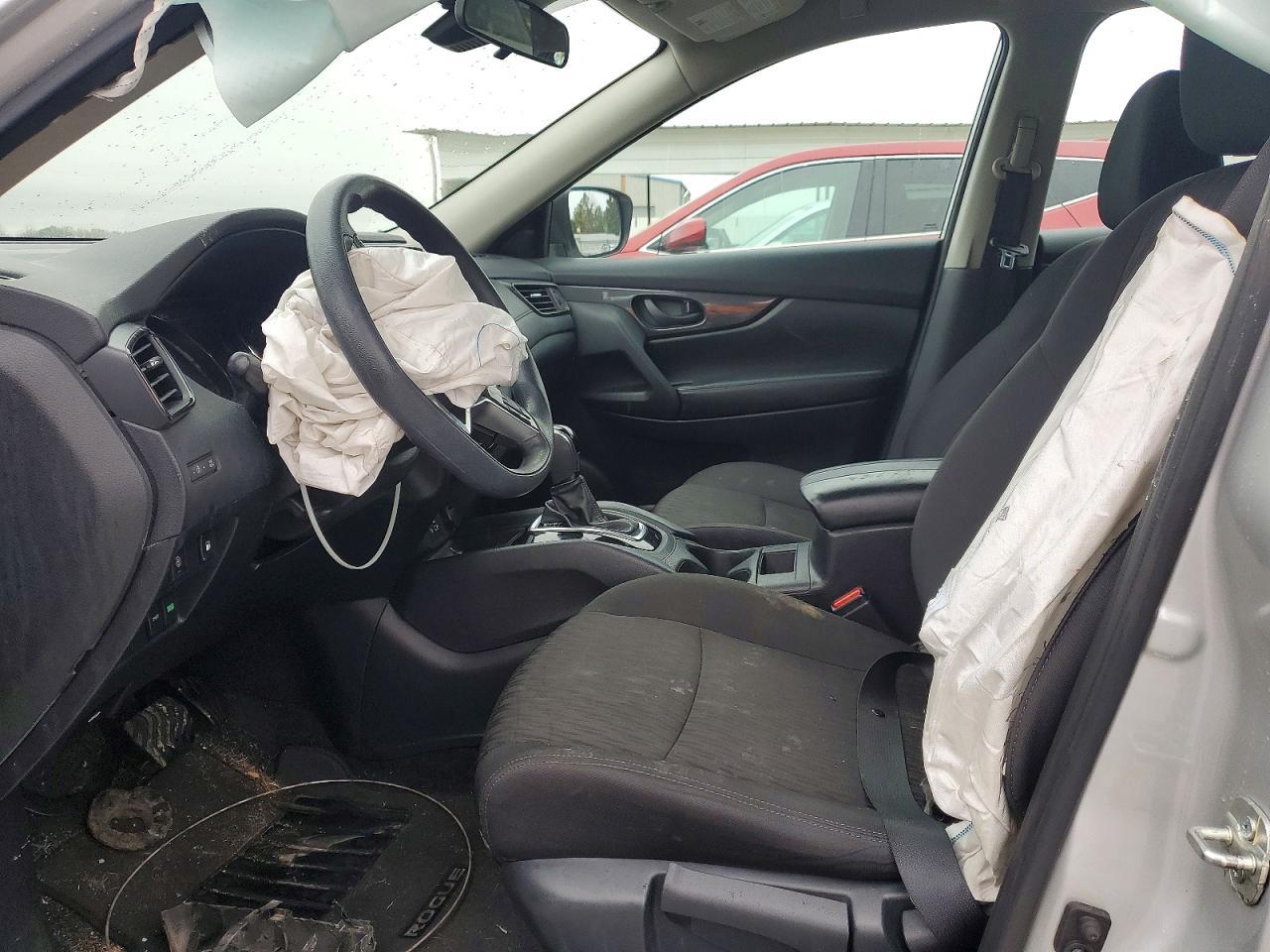 2020 Nissan Rogue S - zdjęcie 7