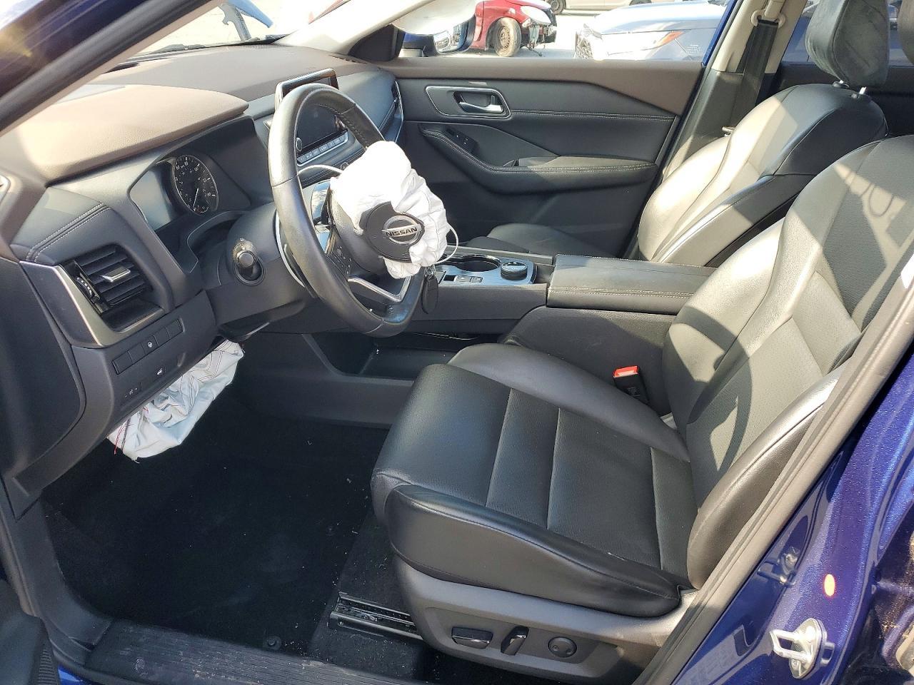 2021 Nissan Rogue Sv - zdjęcie 7