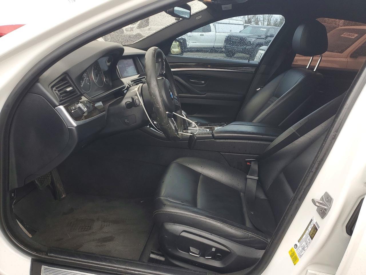 2016 BMW 528 I - zdjęcie 7