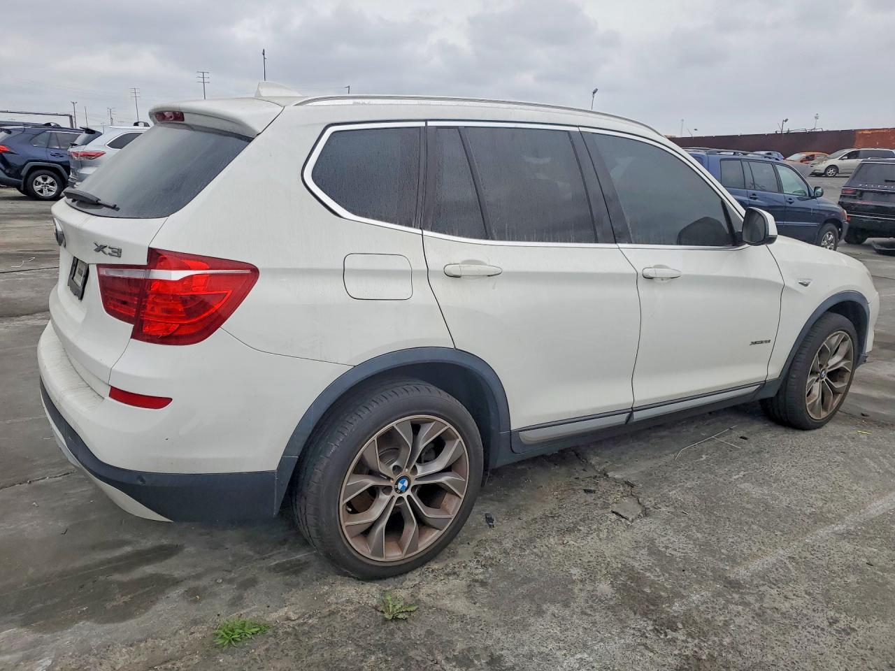 2017 BMW X3 xDrive28I - zdjęcie 3