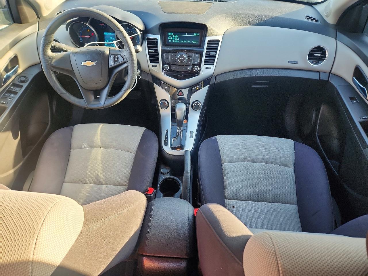 2015 Chevrolet Cruze Ls - zdjęcie 8