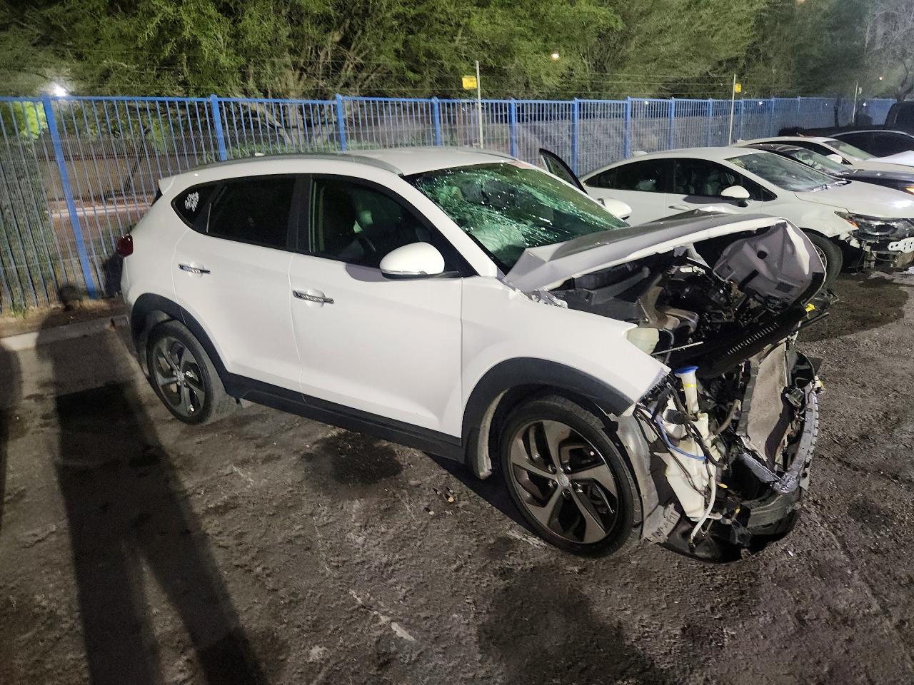 2016 Hyundai Tucson Limited - zdjęcie 4