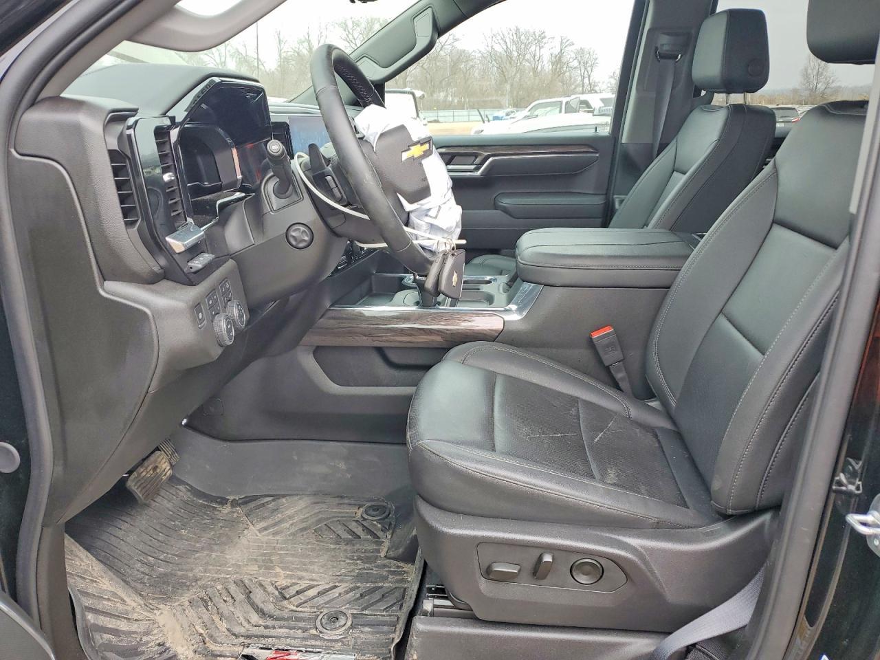2025 Chevrolet Silverado K1500 Ltz - zdjęcie 7
