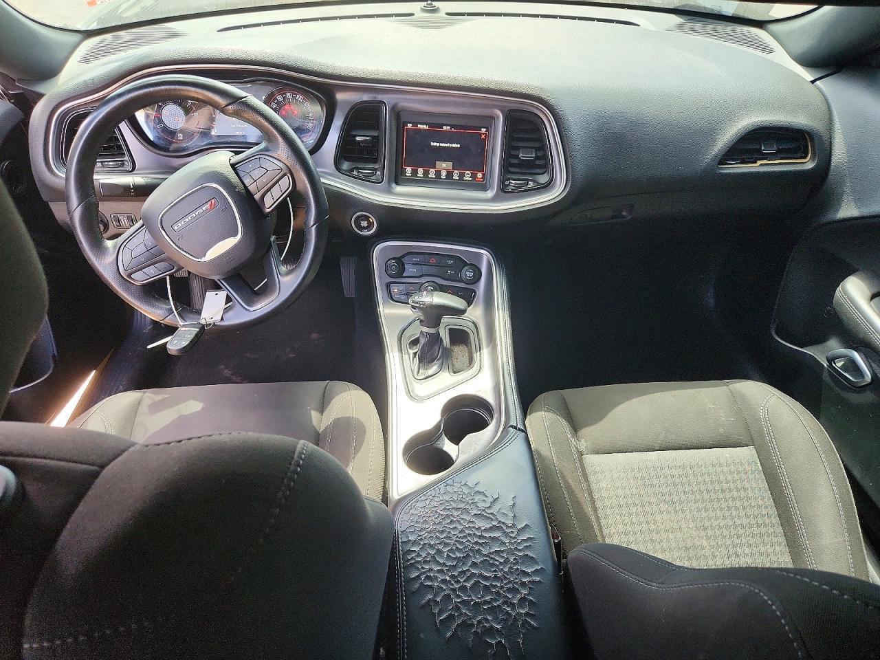 2020 Dodge Challenger Sxt - zdjęcie 8