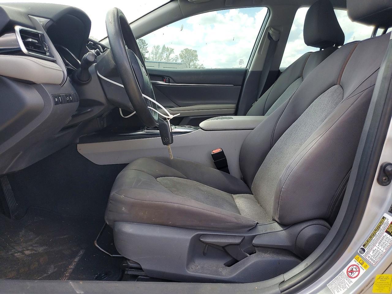 2018 Toyota Camry L - zdjęcie 7