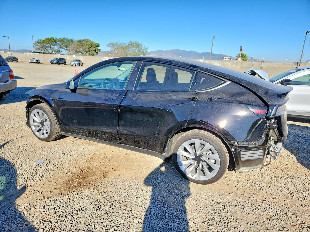 2026 Tesla Model Y - zdjęcie 2