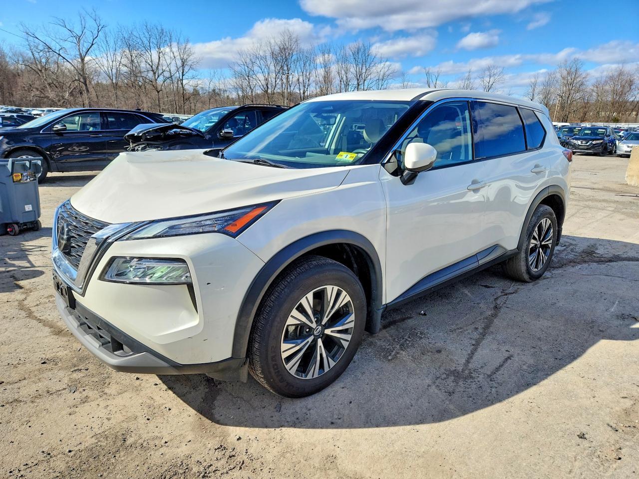 2021 Nissan Rogue Sv - zdjęcie główne