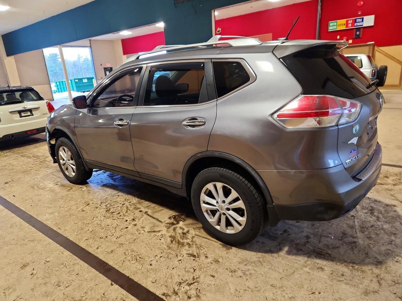 2015 Nissan Rogue Sv - zdjęcie 2