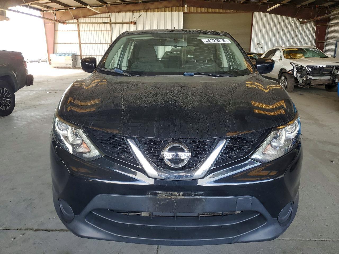 2017 Nissan Rogue Sport S - zdjęcie 5