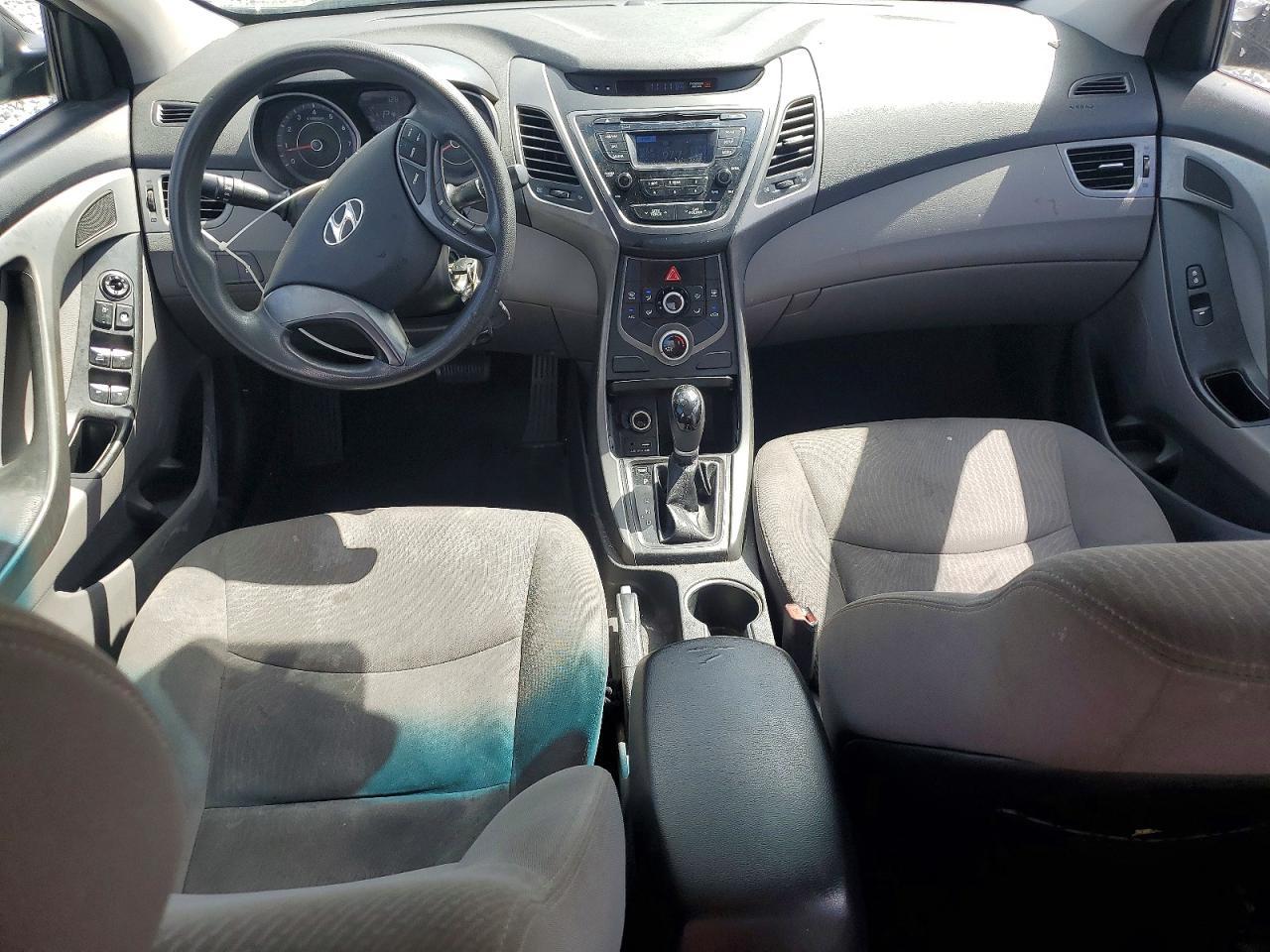 2016 Hyundai Elantra Se - zdjęcie 8