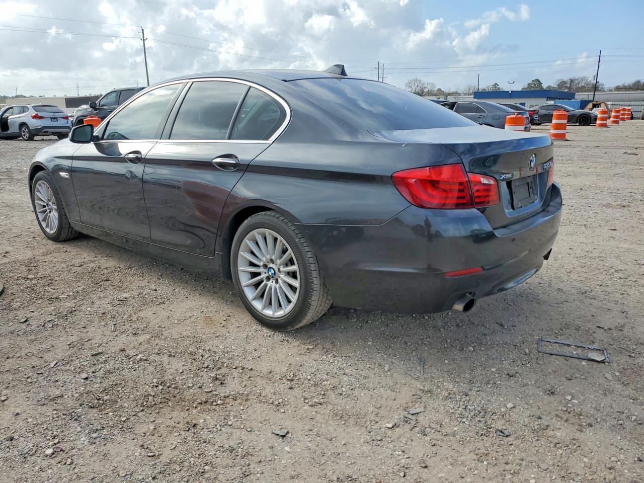 BMW Seria 5 - zdjęcie 2