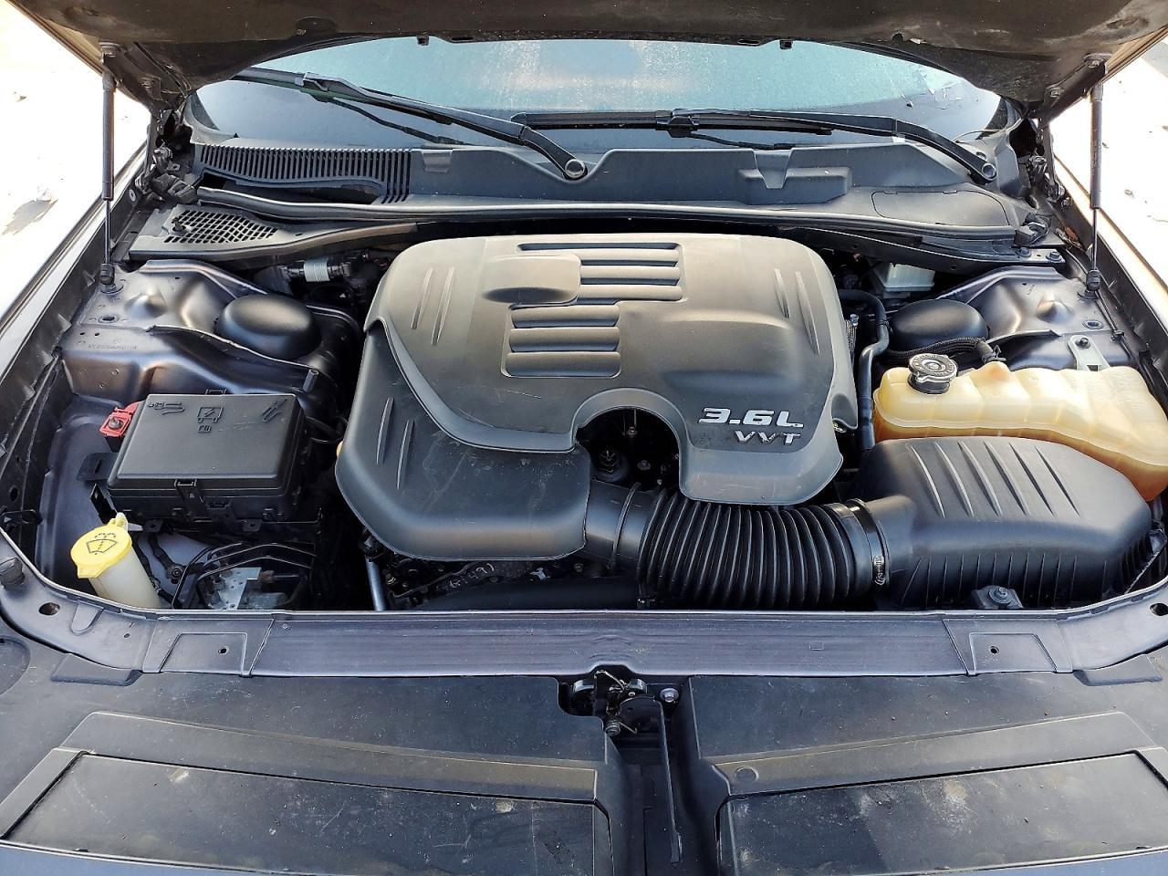 2016 Dodge Challenger Sxt - zdjęcie 11