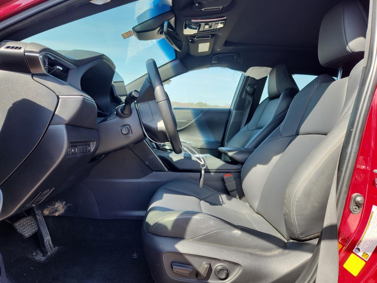 2024 Toyota Venza Nightshade Edition - zdjęcie 7