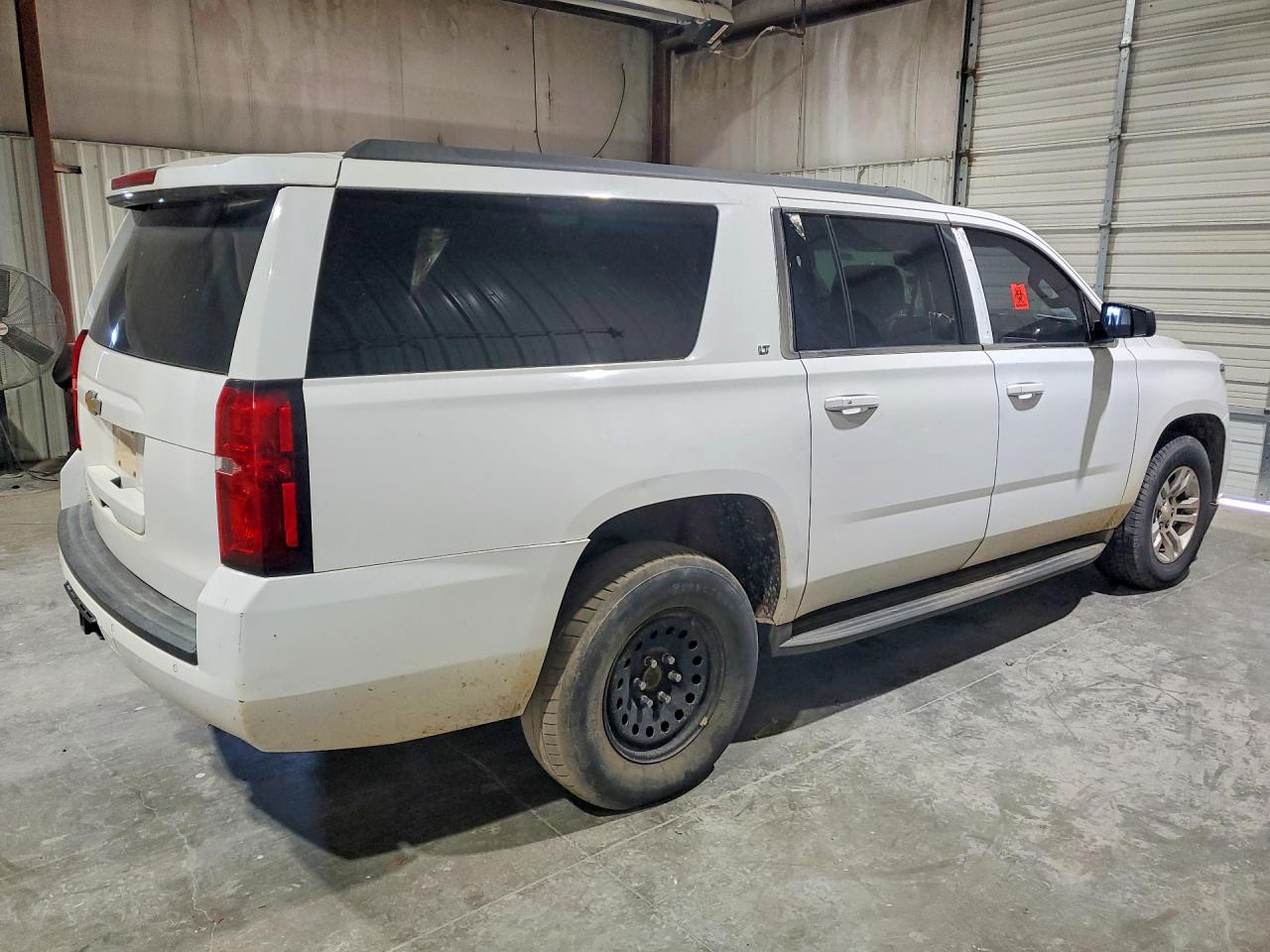 2015 Chevrolet Suburban K1500 Lt - zdjęcie 3