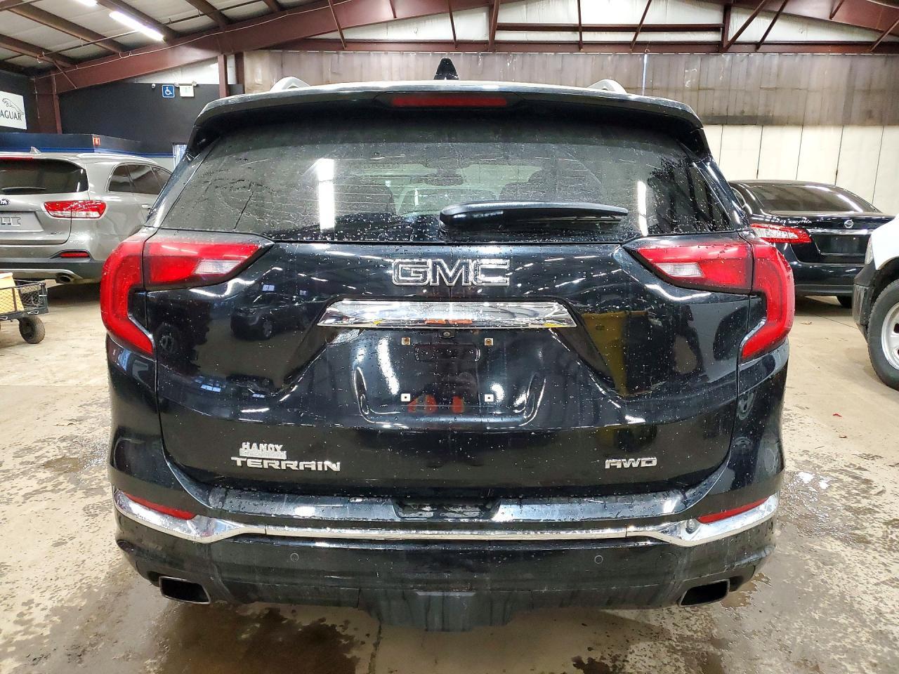 2020 GMC Terrain Denali - zdjęcie 6