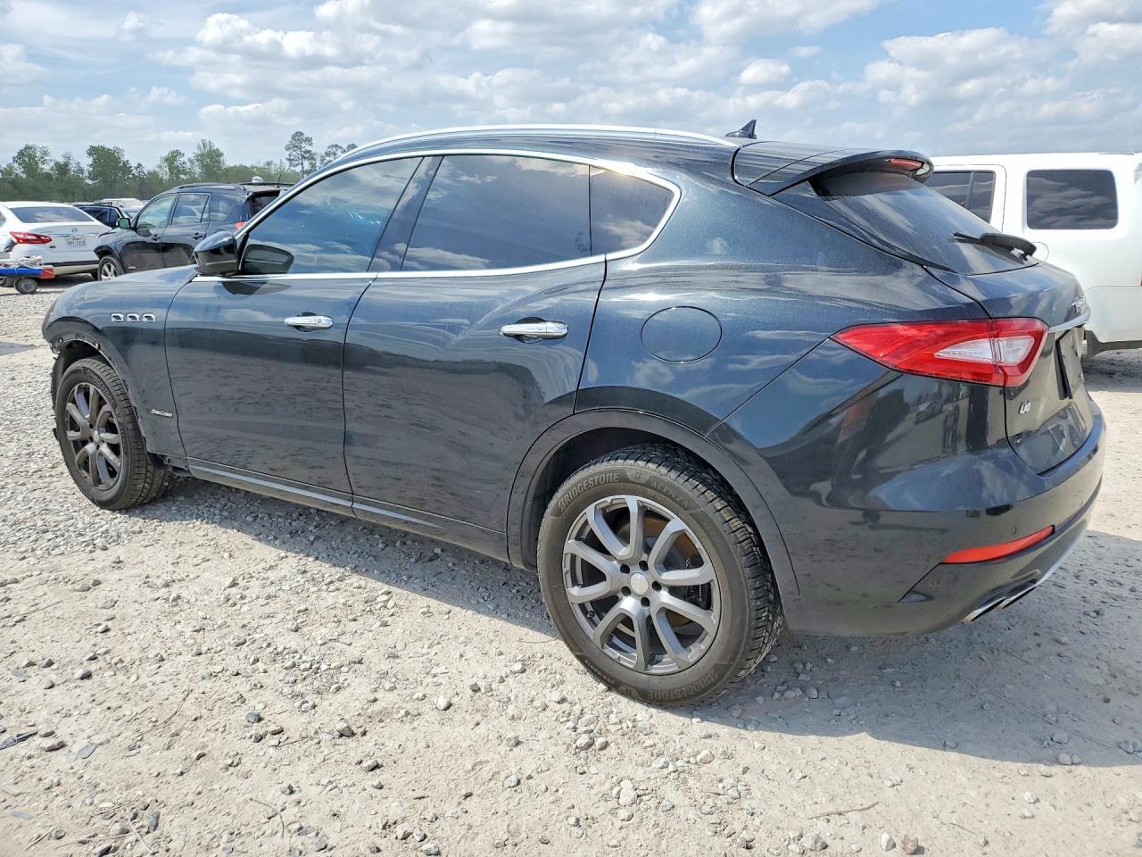 2018 Maserati Levante Luxury - zdjęcie 2