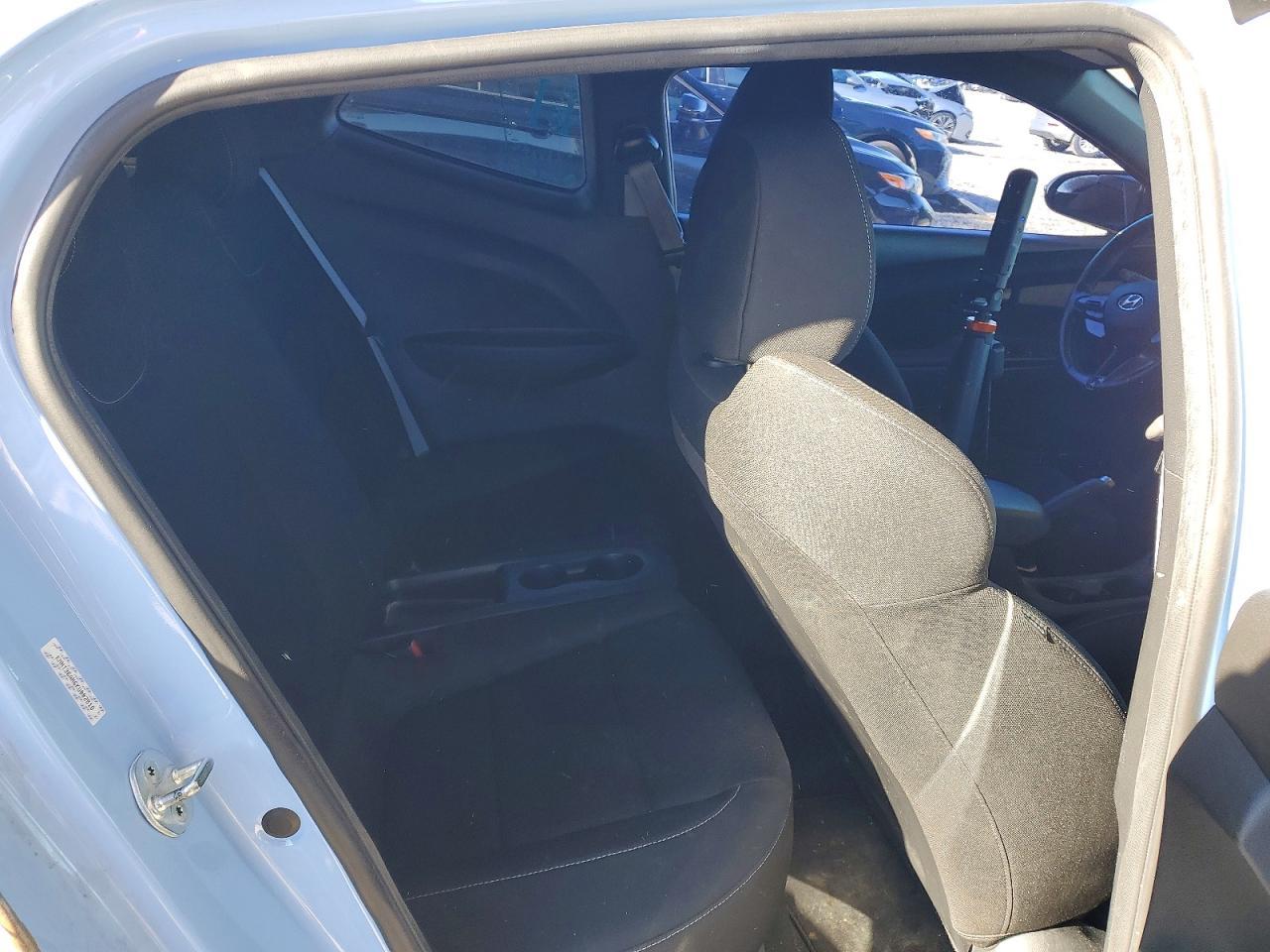 2019 Hyundai Veloster N Base - zdjęcie 10