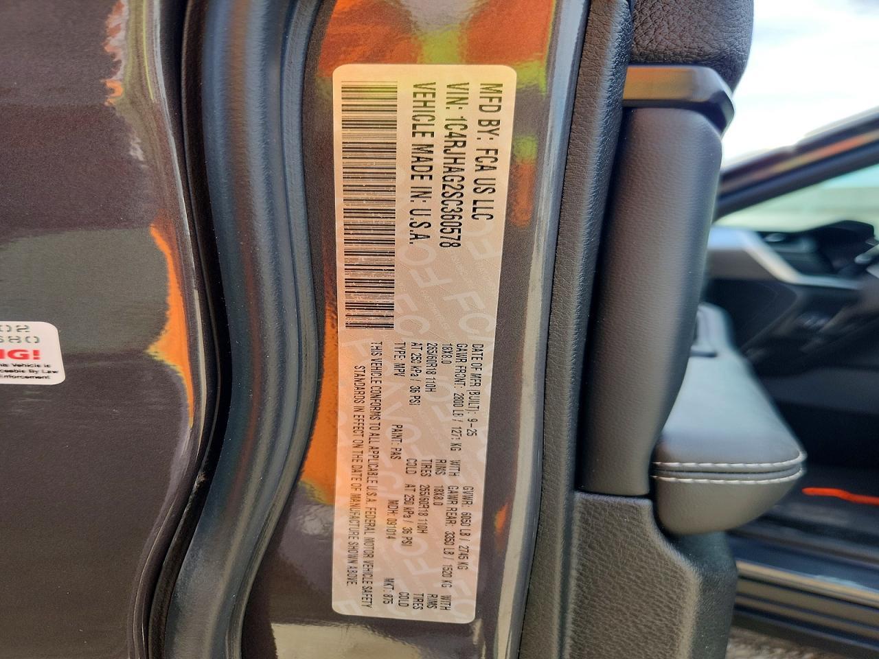 2025 Jeep Grand Cherokee Laredo - zdjęcie 14