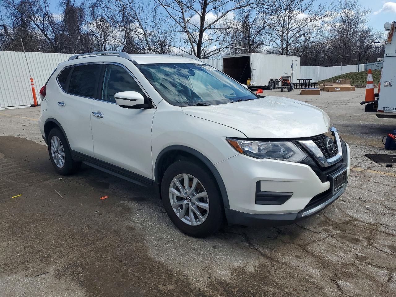 2018 Nissan Rogue Sv - zdjęcie 4