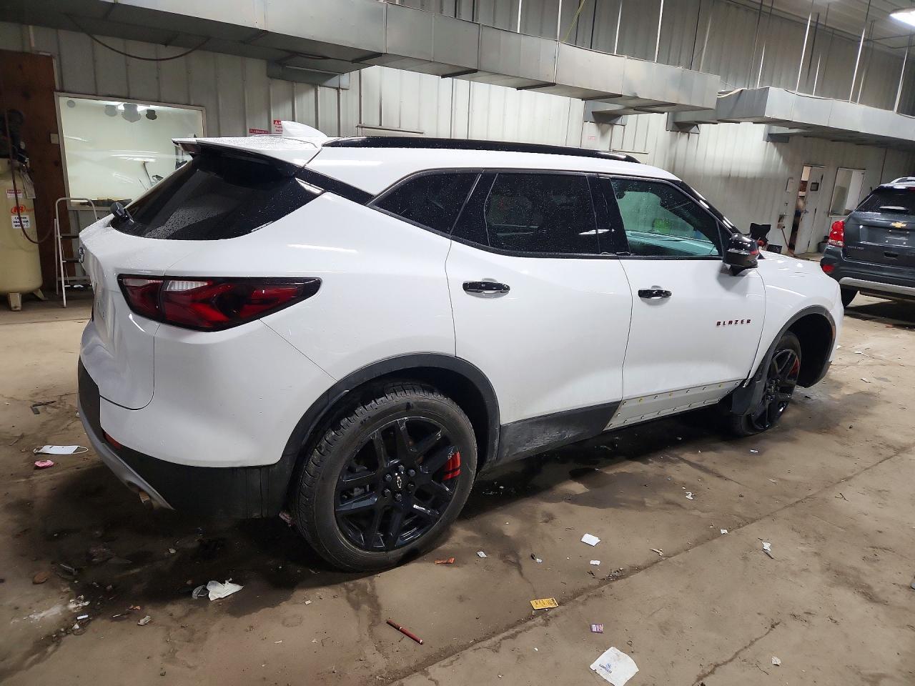 2022 Chevrolet Blazer 2Lt - zdjęcie 3