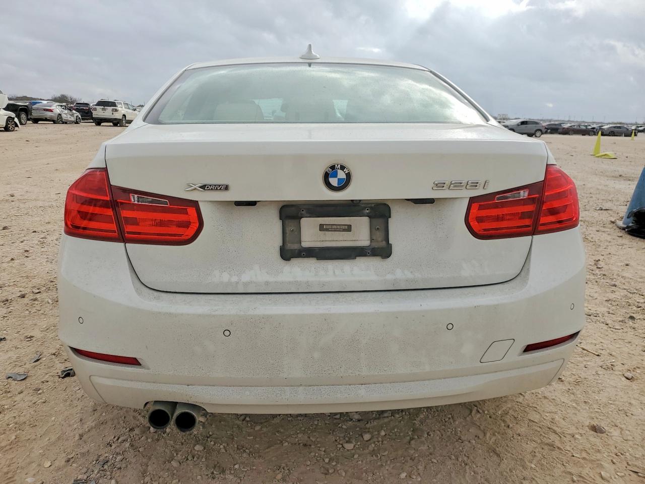 2015 BMW 328 Xi Sulev - zdjęcie 6