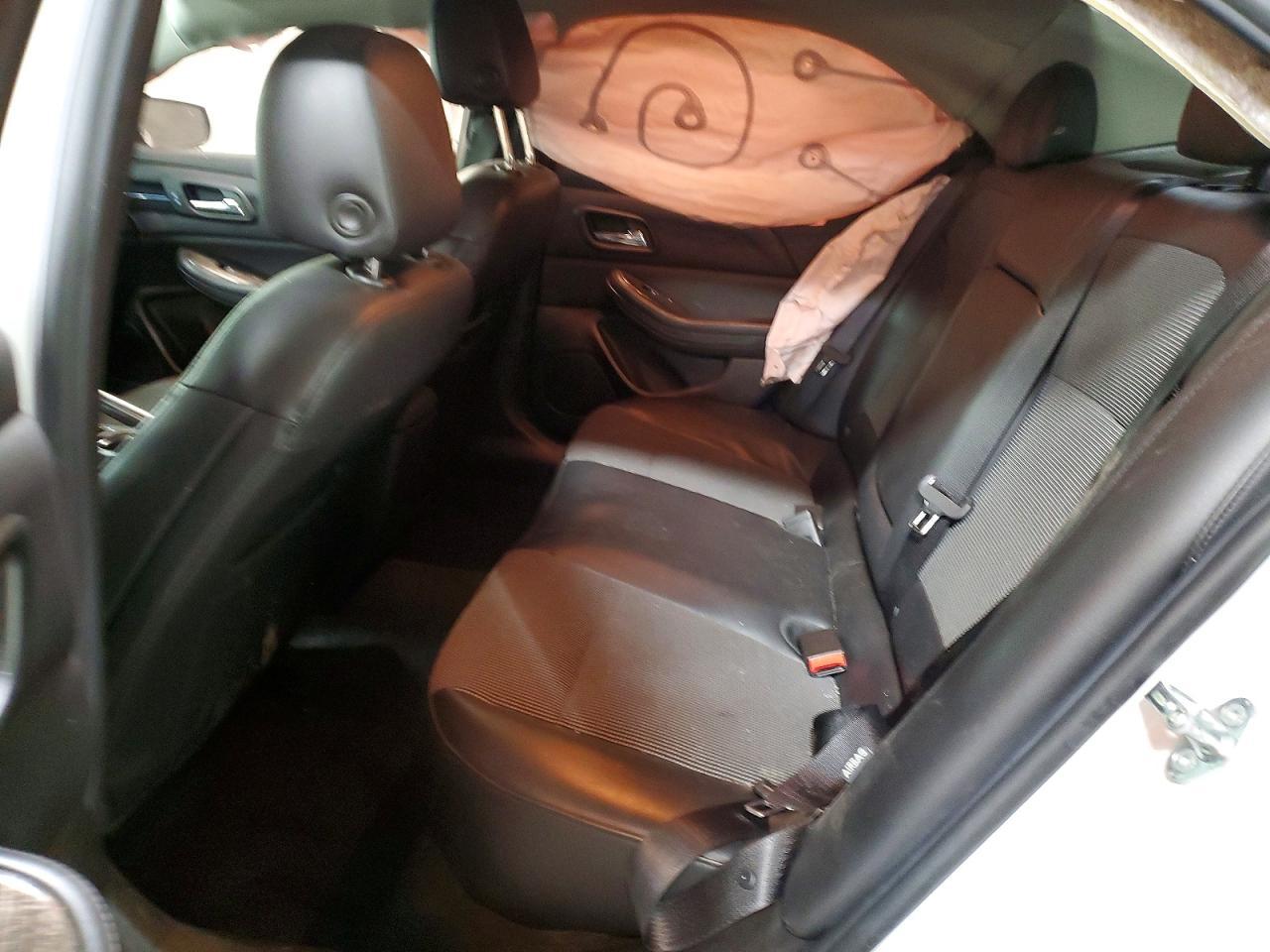 2015 Chevrolet Malibu 1Lt - zdjęcie 10