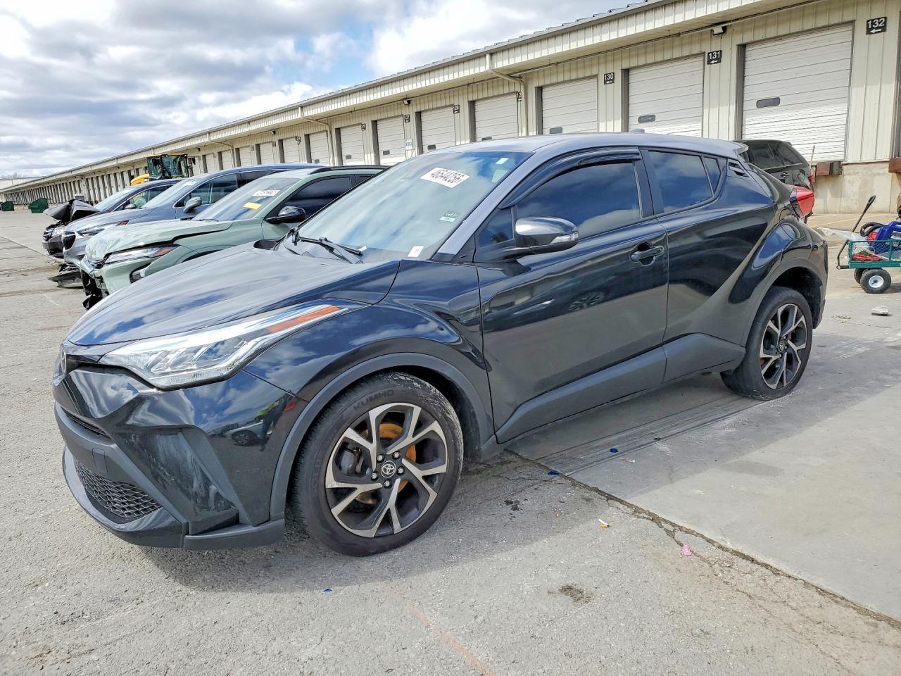 2020 Toyota C-Hr Xle - zdjęcie główne