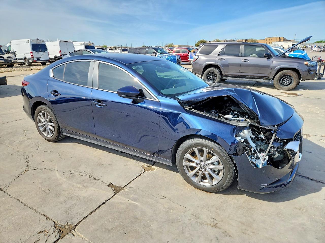 2025 Mazda 3 - zdjęcie 4